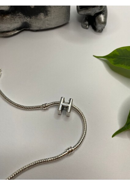 Gümüş S925 Damgalı H Harfi Zirkon Taşlı Charm fırsatları