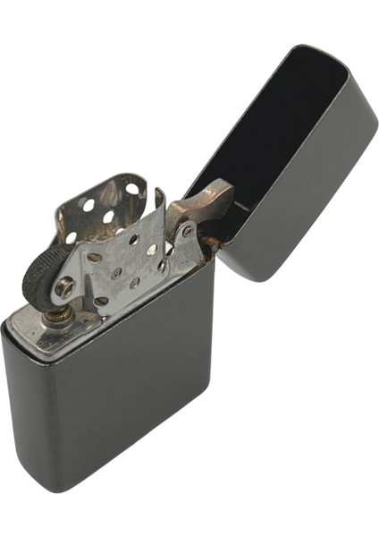 Zippo Çakmak Black Simple Siyah