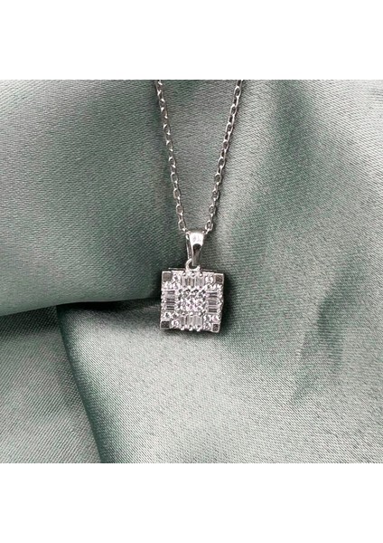 Clavi Kare Bagetli Rhodium Kaplama Kadın Gümüş Kolye fiyatları