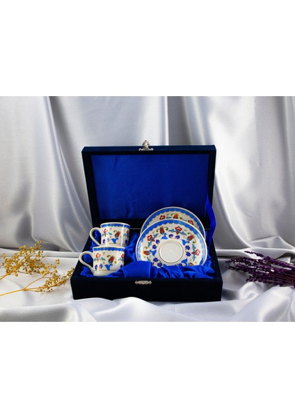 2'li Altın Yaldızlı Porselen Fincan Takımı Kadife Kutulu