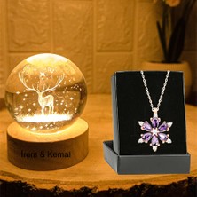 Keyfim Shop Kişiye Özel Büyük Boy Işıklı Ahşap Kaideli Geyik Temalı Cam Küre 8cm ve Lotus Çiçeği Kolye