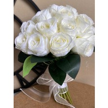 Eloza Floral Art Ithal Yapay Beyaz Tomur Güllerle Hazırladığımız Gelin Buketi ve Damat Yaka Çiçeğimiz