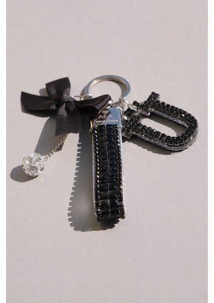 Siyah Bagetli Anahtarlık & Siyah Ü Harf & Gümüş Minik Top & Siyah Kurdela fiyatları