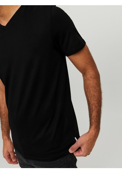 V Yaka Siyah Erkek T-Shirt 12156102 modelleri
