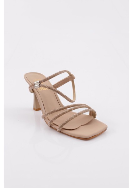 Svn-02 Kadin Düz Burun Taş Ip Detayli Abiye fiyatları