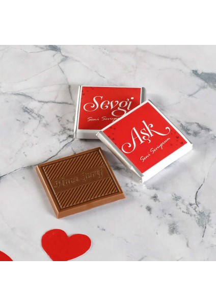 Sevgiliye Hediye 32 Adet Madlen Çikolata Metal Kutu Model 2 fırsatları