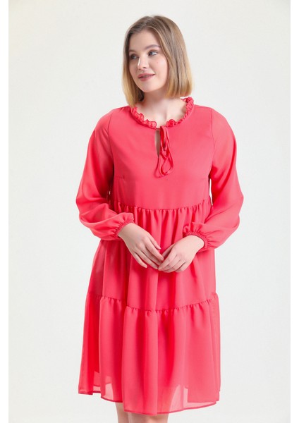 Boyundan Bağlamalı Uzun Kol Şifon Içi Astarlı Elbise ELB32766 Mercan