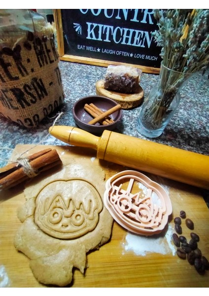 Fantastik Film Karakteri Şeklinde Kurabiye ve Polimer Kil Kalıbı