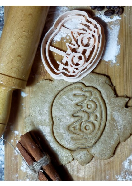 Fantastik Film Karakteri Şeklinde Kurabiye ve Polimer Kil Kalıbı fiyatları