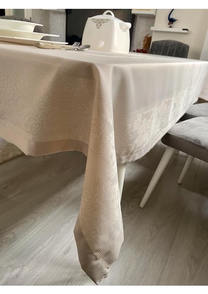 Teflon Kumaş Masa Örtüsü Sıvı Geçirmez Yıkanabilir Dantel Görünümlü