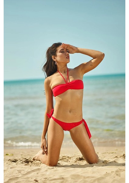 Kırmızı Straplez Dar Kalıp Bikini Üstü fırsatları