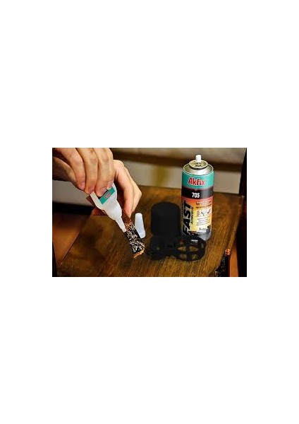 705 Hızlı Yapıştırıcı 200ML Sprey + 50GR Aktivatör