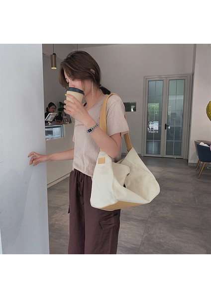 Büyük Kapasiteli Gündelik Moda El Çantası (Yurt Dışından) fırsatları