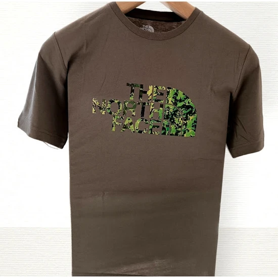 The North Face Kamuflaj Desen Yazılı T-Shirt
