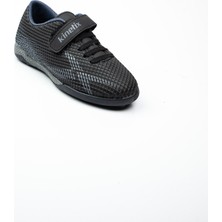 Kinetix 101349252 Hunt Siyah Çocuk Halı Saha Ayakkabısı