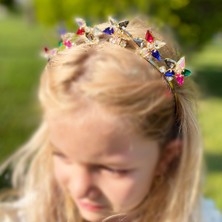 Queen Aksesuar Kristal Taşlı Dik Kraliçe Çiçek Motifli Metal Lüks Taç Kına Nişan Yetişkin Tacı Renkli