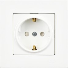 Günsan Eqona Çocuk Korumalı Topraklı Priz Beyaz (Çerçeve Dahil)