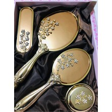 Saraylı Ayna Tarak Seti 4 Parça Çeyizlik Saraylı Ayna Tarak Seti Ççiçekli