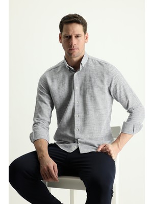 Kiğılı Uzun Kol Slim Fit Dar Kesim Keten Görünümlü Pamuk Spor Düğmeli Yaka Gömlek