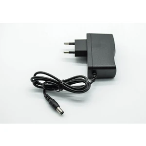 Ata Elektronik 15 Volt 1 Amper Adaptör 5.5x2.5 mm Soketli 15V  1A Adaptör Priz Tipi Standart Uç  15V 1000 Ma Dc Adaptör