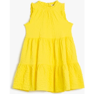 Elbise Fırfırlı Kolsuz Yuvarlak Yaka Katlı