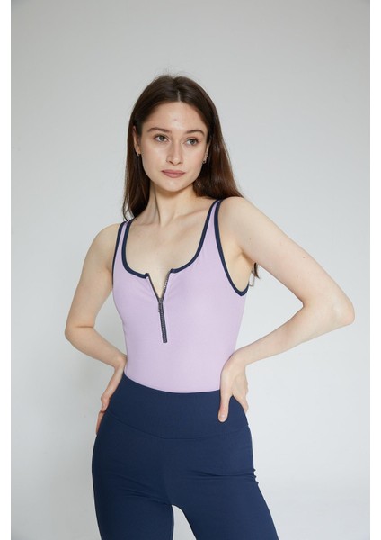 Mor Kadın İnce Kolsuz Fitilli Fermuar Detaylı Bodysuit - Front