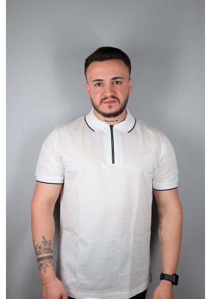 231500107 Nehir Fermuarlı Tshirt Beyaz