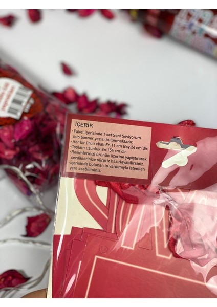 Sevgililer Günü Aşk Romantik Sofra Sunum Set Kalp Konfeti Kokulu Gül Ahşap Seni Seviyorum Çerçeve