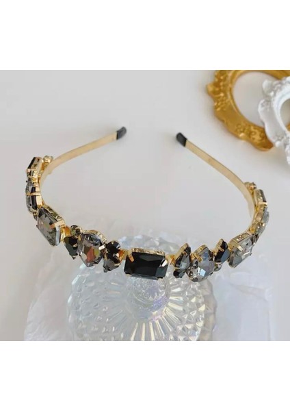 Trend Lüks Iri Siyah Kristal Sıra Taşlı Metal Gold Taç