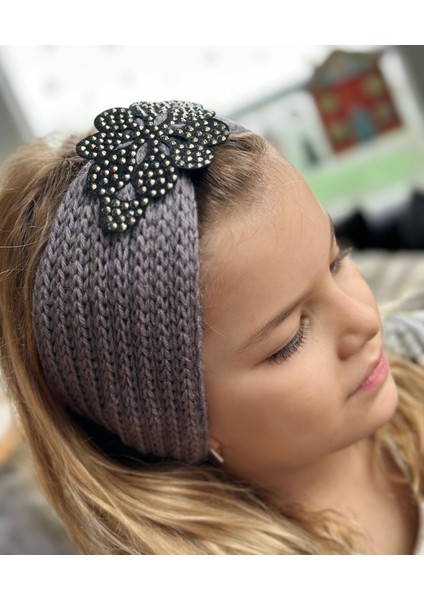 Trend Moda Lüks Kadın Çocuk Örgü Örme Zımba Taş Broş Logolu Bandana Saç Bantı Kulaklık Gri Otantik modelleri