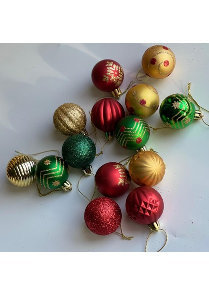 Yeni Yıl Yılbaşı Ithal Lüks Koleksiyonluk 7li Hediye Kutulu Metalik Karışık Çam Ağacı Süsü Topu fırsatları