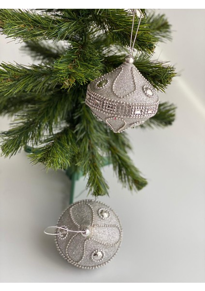 Yeni Yıl Yılbaşı Özel Lüks Otantik Işlemeli Motifli Simli Taşlı Büyük Çam Ağacı Süsü 2 Li Gümüş Gri fiyatları