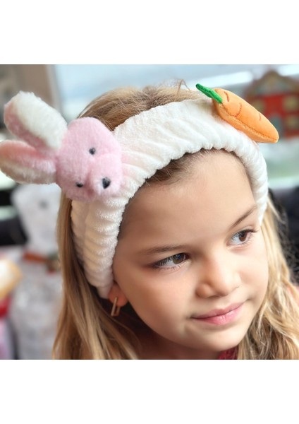 Peluş Pofuduk Oyuncak Tavşan Havuçlu 3D Yumuşak Bebek Çocuk Kadın Makyaj Bandana Saç Bantı Lastikli