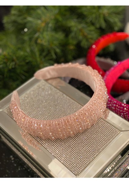 Yılbaşı Özel Gün Lüks Kristal Taş Kaplamalı Bombeli Tacı Taşlı Taç Hediye Kutulu Kına Nişan Pembe indirimleri