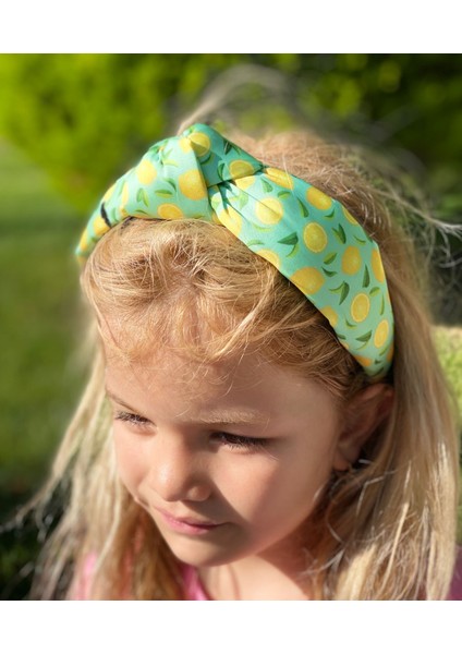 Yeni Trend Süngerli Düğümlü Saten Taç Kadın Çocuk Tacı Limon Meyve Desenli Su Yeşili fiyatları