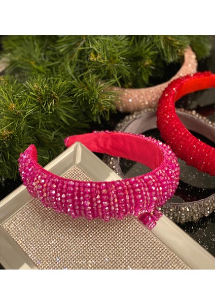 Yılbaşı Özel Gün Lüks Kristal Taş Kaplamalı Kadın Tacı Taşlı Taç Hediye Kutulu Kına Nişan Fuşya indirimleri