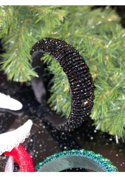 Yılbaşı Özel Gün Lüks Kristal Taş Kaplamalı Kadın Tacı Taşlı Taç Hediye Kutulu Kına Nişan Siyah modelleri