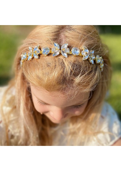 Kristal Taşlı Kelebek Çiçek Motifli Metal Lüks Taç Kına Nişan Özel Gün Tacı Beyaz fiyatları