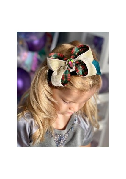 Özel Kutusunda Hediye Ekose Lüks Kadife Fiyonk Taç Kristal Taşlı Zümrüt Yeşili fiyatları