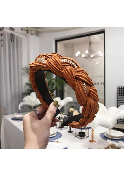 Yeni Sezon Moda Örgü Metal Zincirli Lüks Taç Camel Parlak