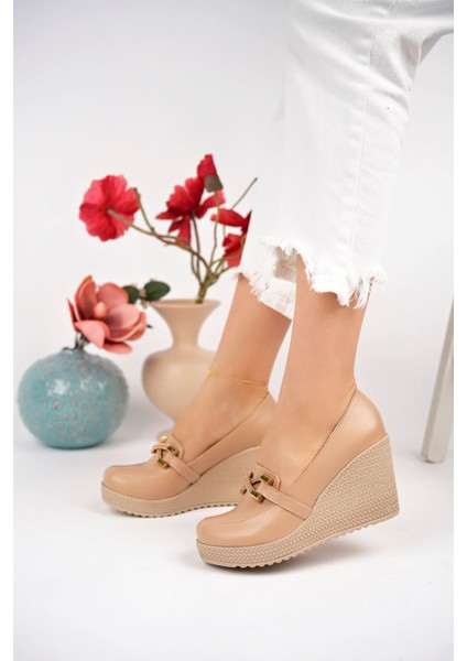 Dolgu Taban Tokalı Nut Cilt Kadın Ayakkabı modelleri