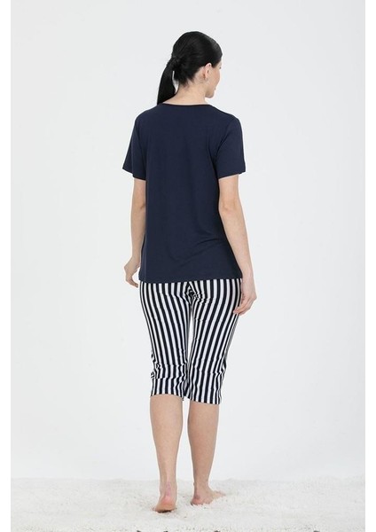 24231 Kadın Kapri Pijama Takım