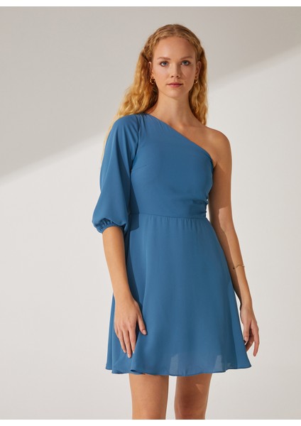 Tek Omuz Yaka Düz Indigo Mini Kadın Elbise Cape-Düz