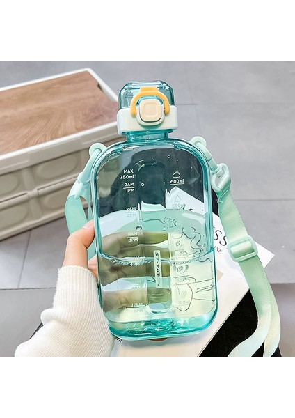 Kamp ve Okul Için Uygun Ayarlanabilir Kayışlı 750ML Kare Şeffaf Su Şişesi (Yurt Dışından) fiyatları