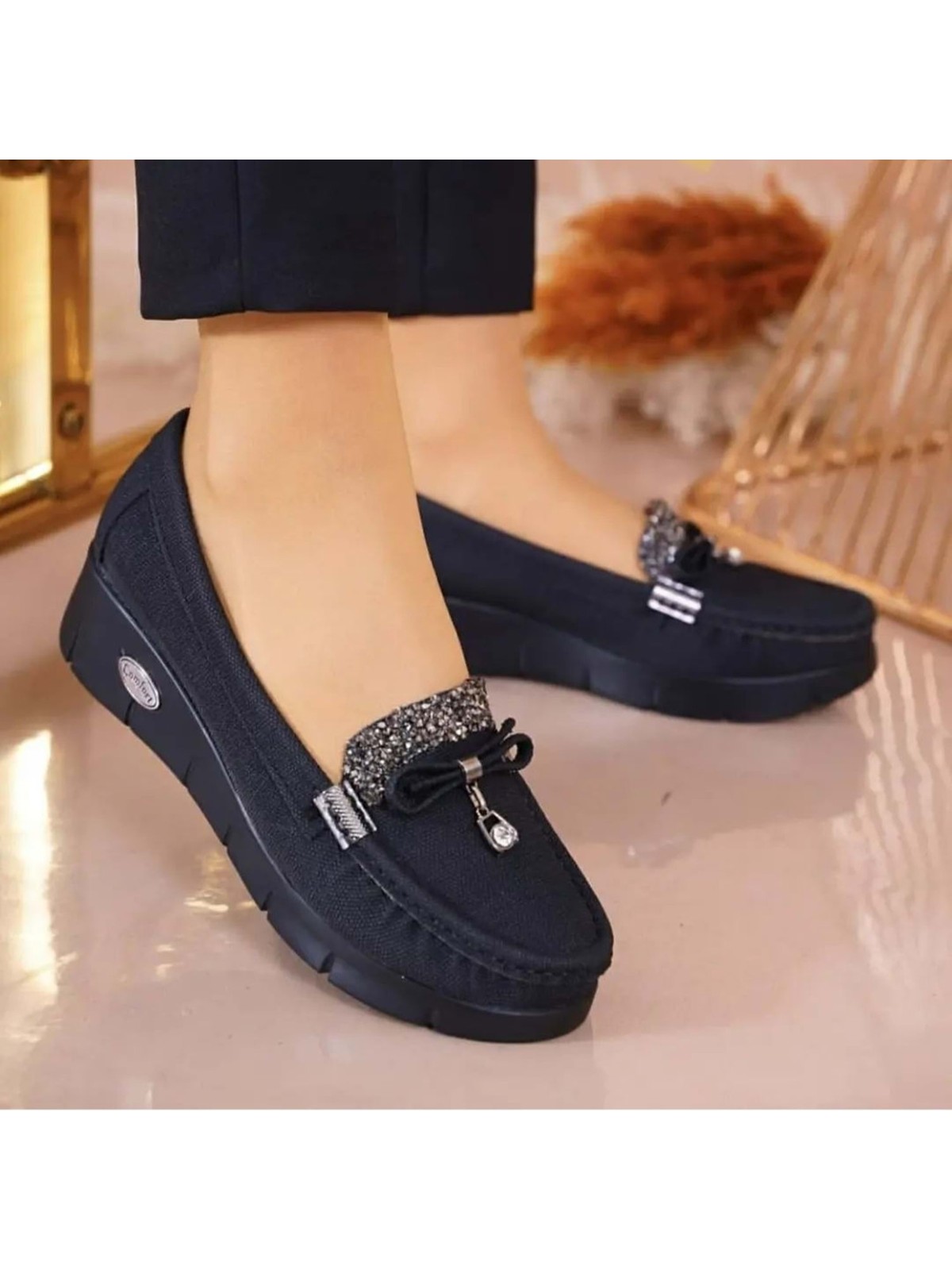 Konfores 86 Bayan Dolgu Topuk Ayakkabı