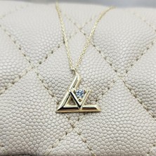 Fasek Gold Gümüş Kolye - 0.20 Karat Pırlanta Möntürü (Signity Swarovski) Taşlı V Tasarım 925 Ayar Gümüş Kolye