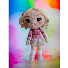 Wednesday ve Enid Amigurumi El Örgüsü Oyuncak 2'li Set