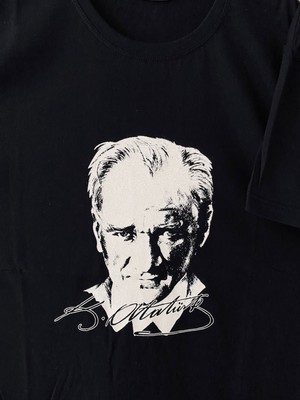 Siyah Atatürk Tişört Yetişkin Atatürk Baskılı T-Shirt