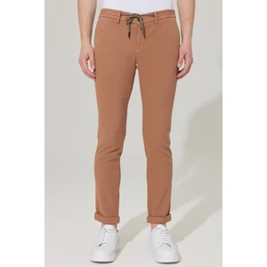 ALTINYILDIZ CLASSICS Erkek Vizon Slim Fit Dar Kesim Diyagonal Desenli Beli Bağlamalı Esnek Pantolon
