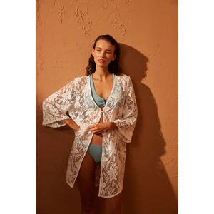 Çiçekli Dantel Detaylı Kimono